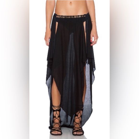 Indah Black Asymmetrical Layered Maxi Skirt - Picture 2 of 15